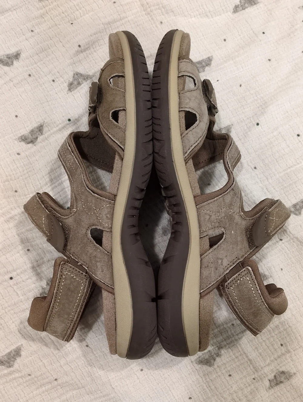 ❤️🩴🤎Dr. Scholl's Taupe Suede Adjustable Strap Sandals Women's size 8.5 M❤️🩴🤎